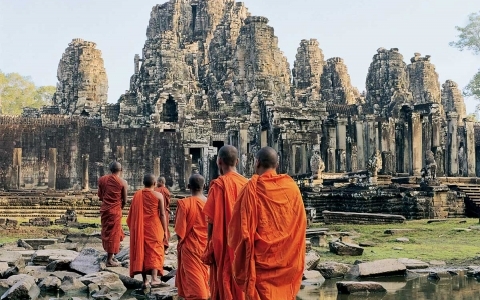 VIETNAM & CAMBOYA 2024